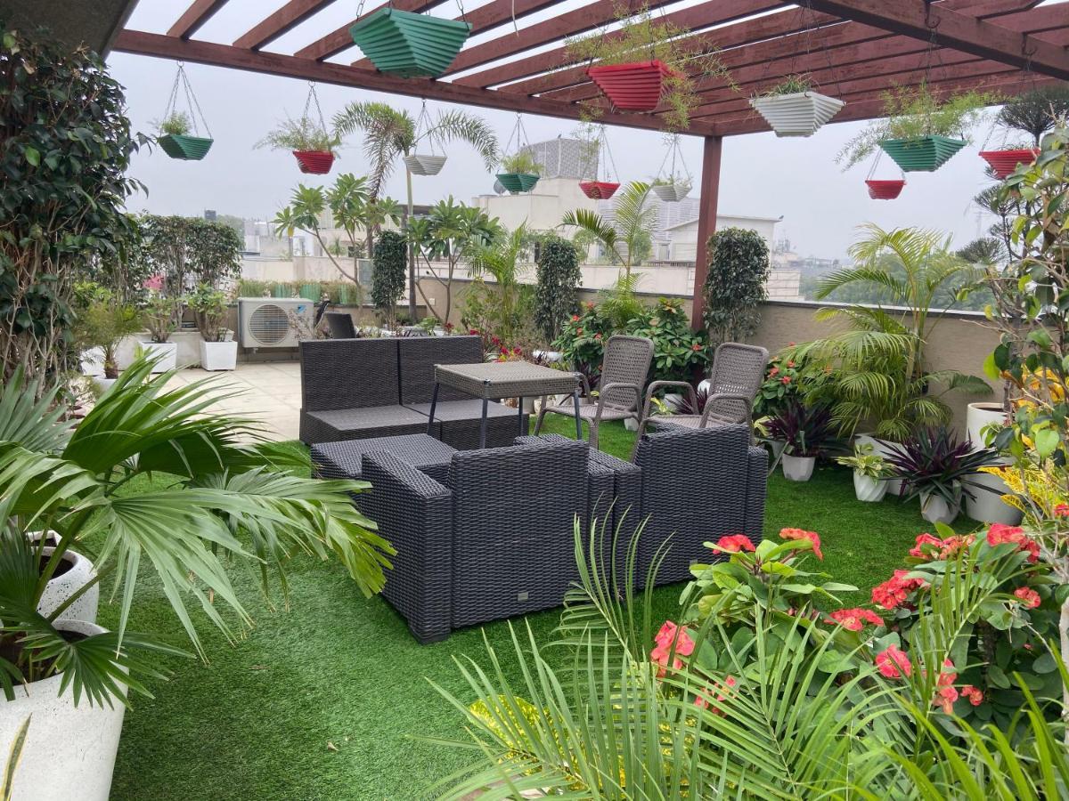 Art House Vasant Vihar New Delhi Bed & Breakfast エクステリア 写真